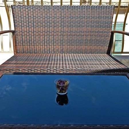 Guest House Via Crispi Pozzallo Bagian luar foto