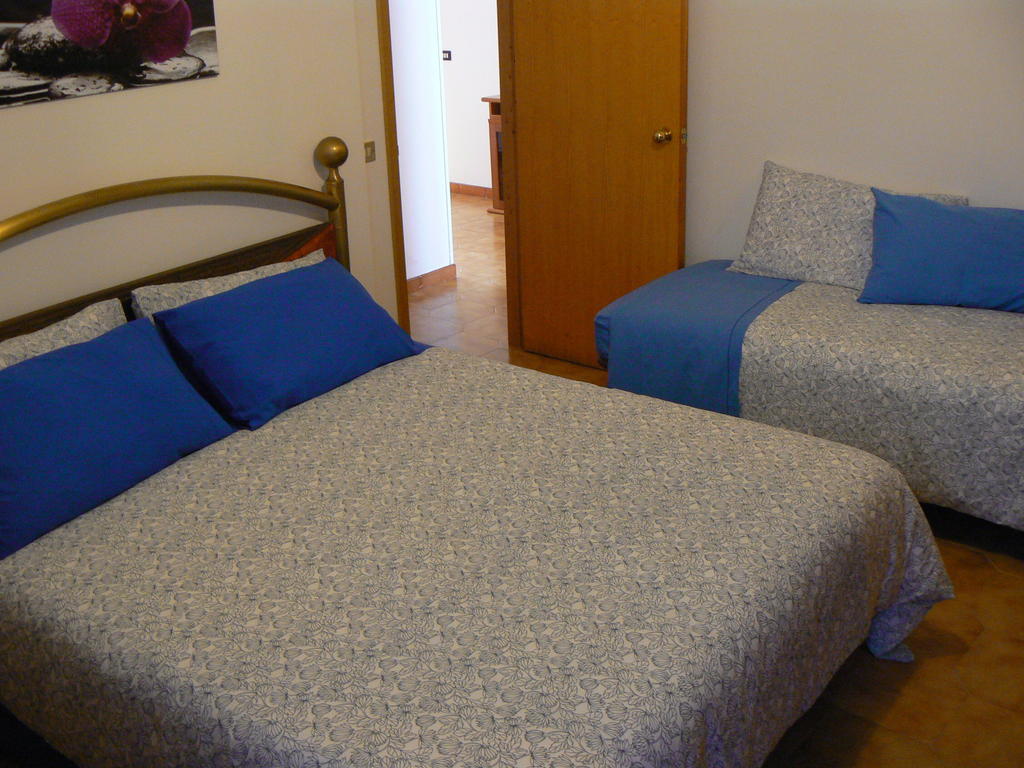 Guest House Via Crispi Pozzallo Bagian luar foto