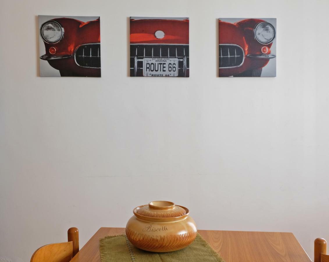 Guest House Via Crispi Pozzallo Bagian luar foto